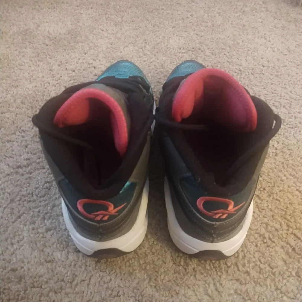 Reebok Iverson Question Mid Rivet Grey Teal Pink White M41519 - Size 5 Youth